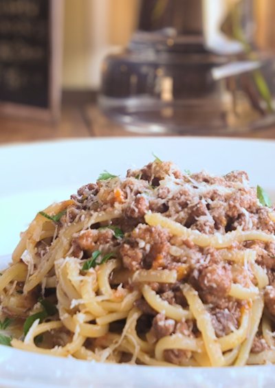 画像1: 黒毛和牛と鹿野高原豚のボローニャ風ラグーソース 200g(約2食分)